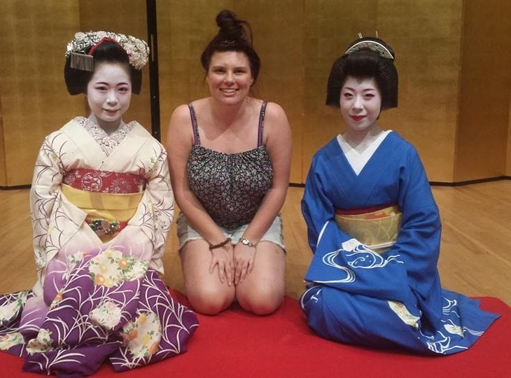 CSU student Anna Eggleton with women in traditional Japanese dress