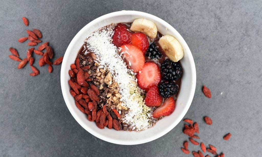 A photo of a breakfast smoothie bowl