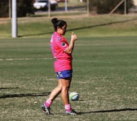 Emma Hickey playing Rugby 7s