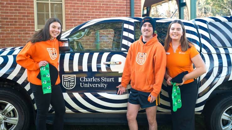 Sophie working as a Student Ambassador with Charles Sturt.