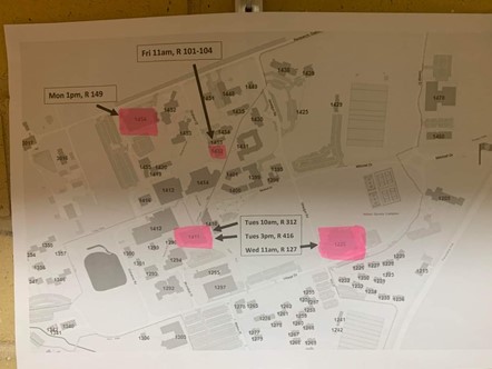 Highlighting classes on a campus map.