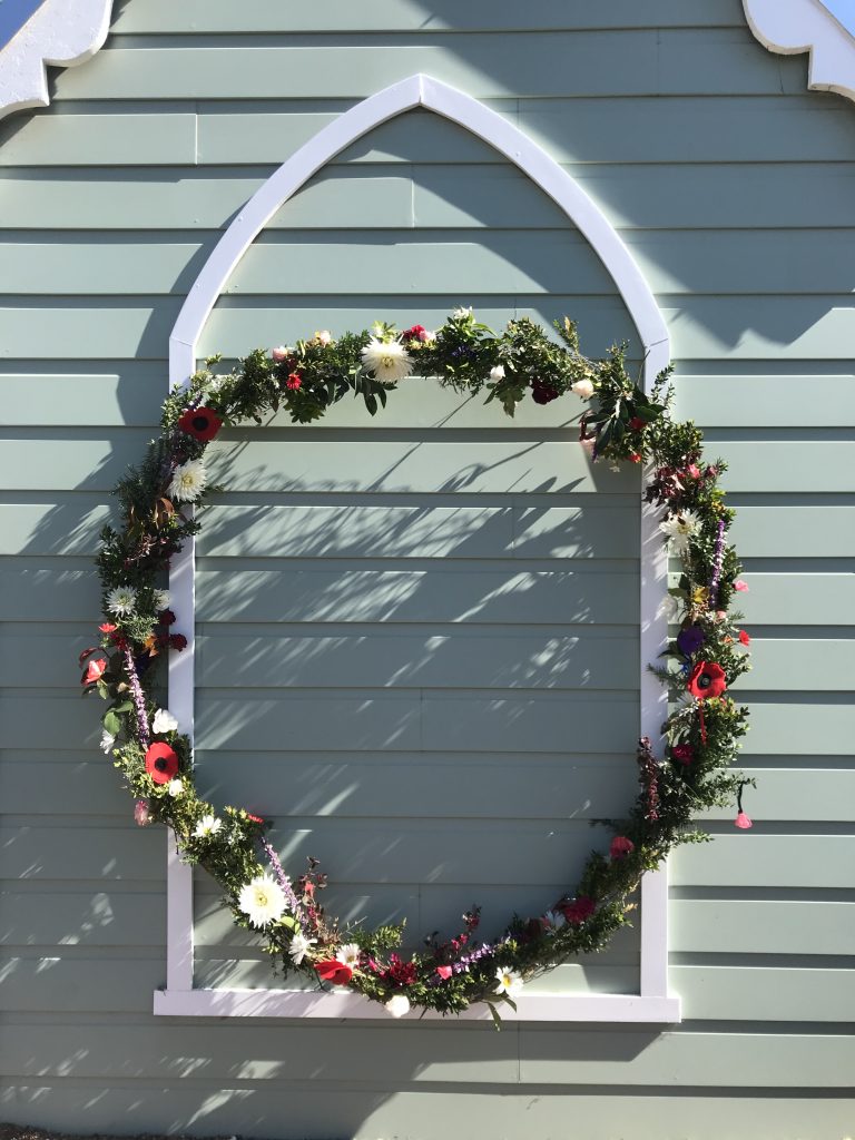 An ANZAC Wreath created by the Church Block Café (Bathurst) during Covid. Customers helped contribute by supplying flowers to add to it.