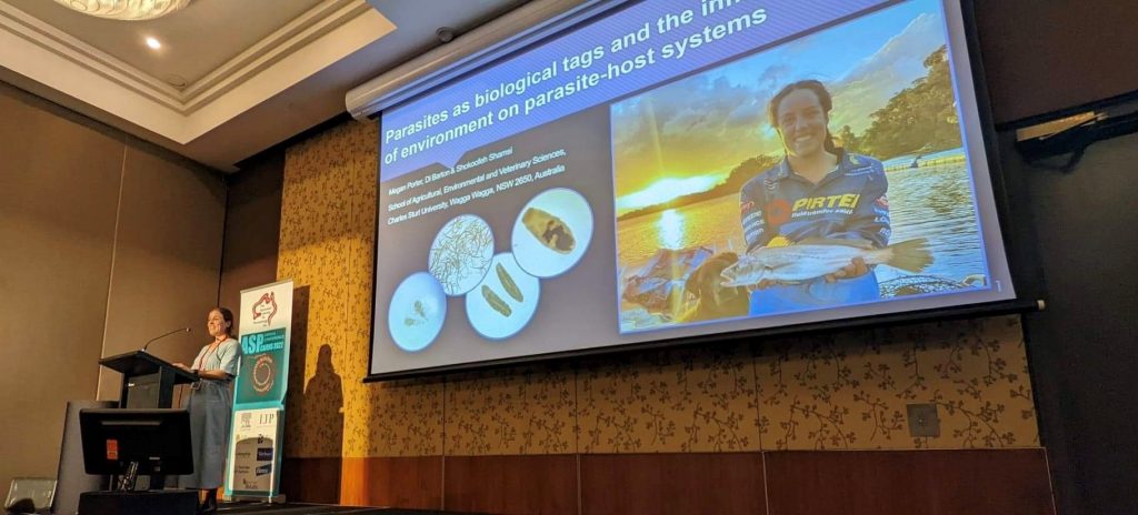 Megan presenting at the Australian Society for Parasitology conference in 2019.