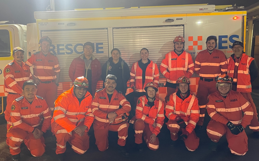 Current and former Charles Sturt student volunteers of Bathurst SES.