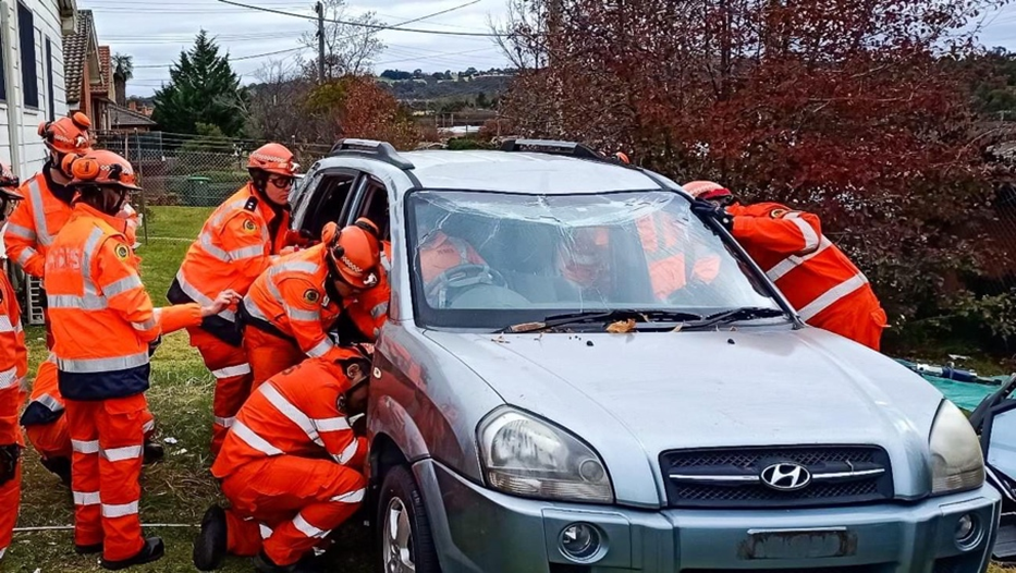 Me and other student/non-student volunteers undergoing Road Crash Rescue training.